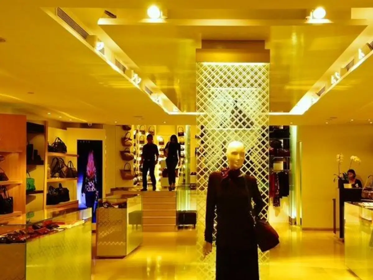 Commercial Renovation — Ezzogenics specialisation